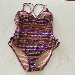 Women’s Xhiliration one piece bright fun swimsuit size XL